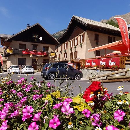La Vieille Auberge Вар Екстериор снимка